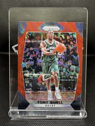 Tony Snell
